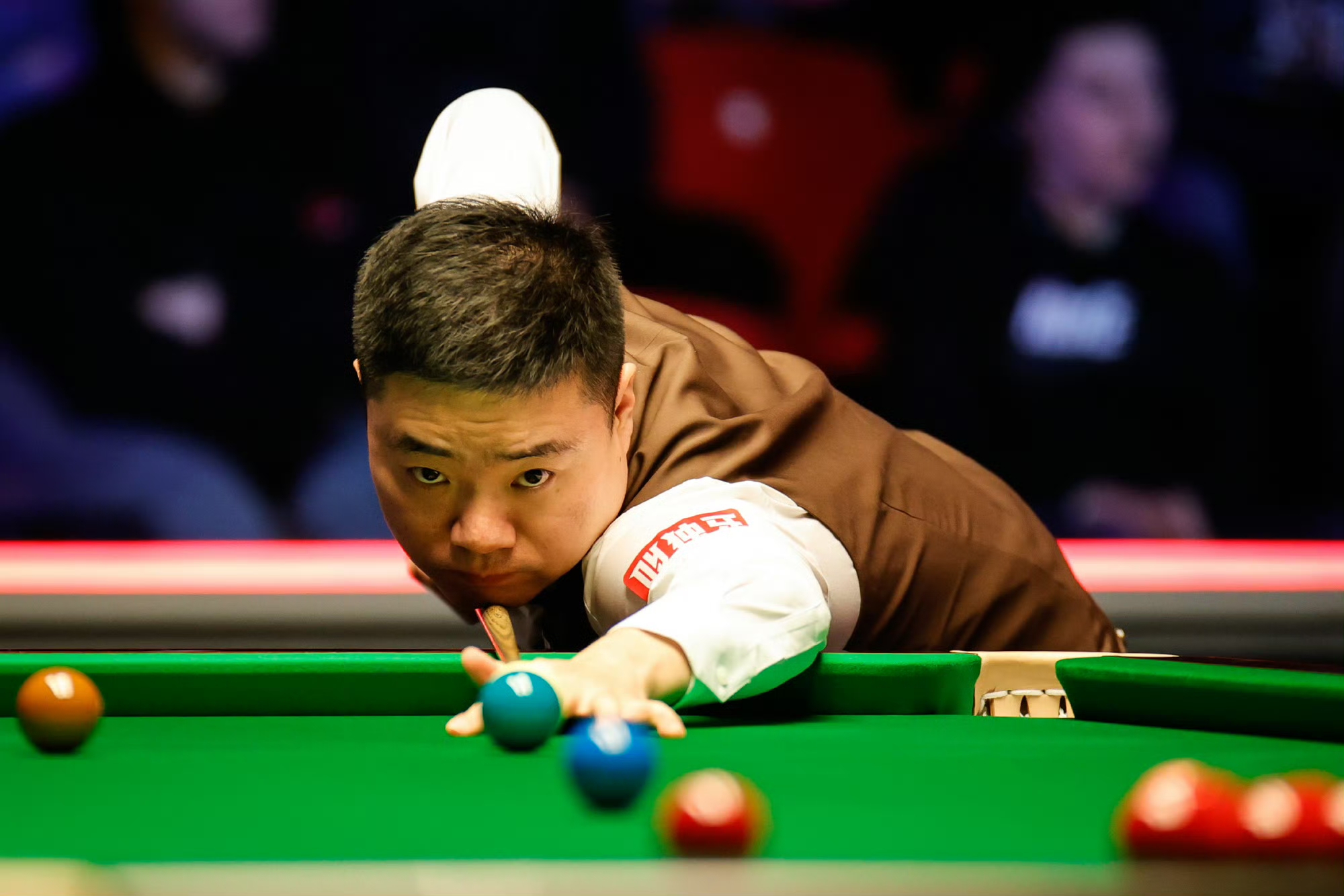 更是在关键 更是在关键